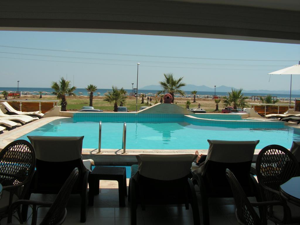Amphora Hotel Ayvalı Exterior foto