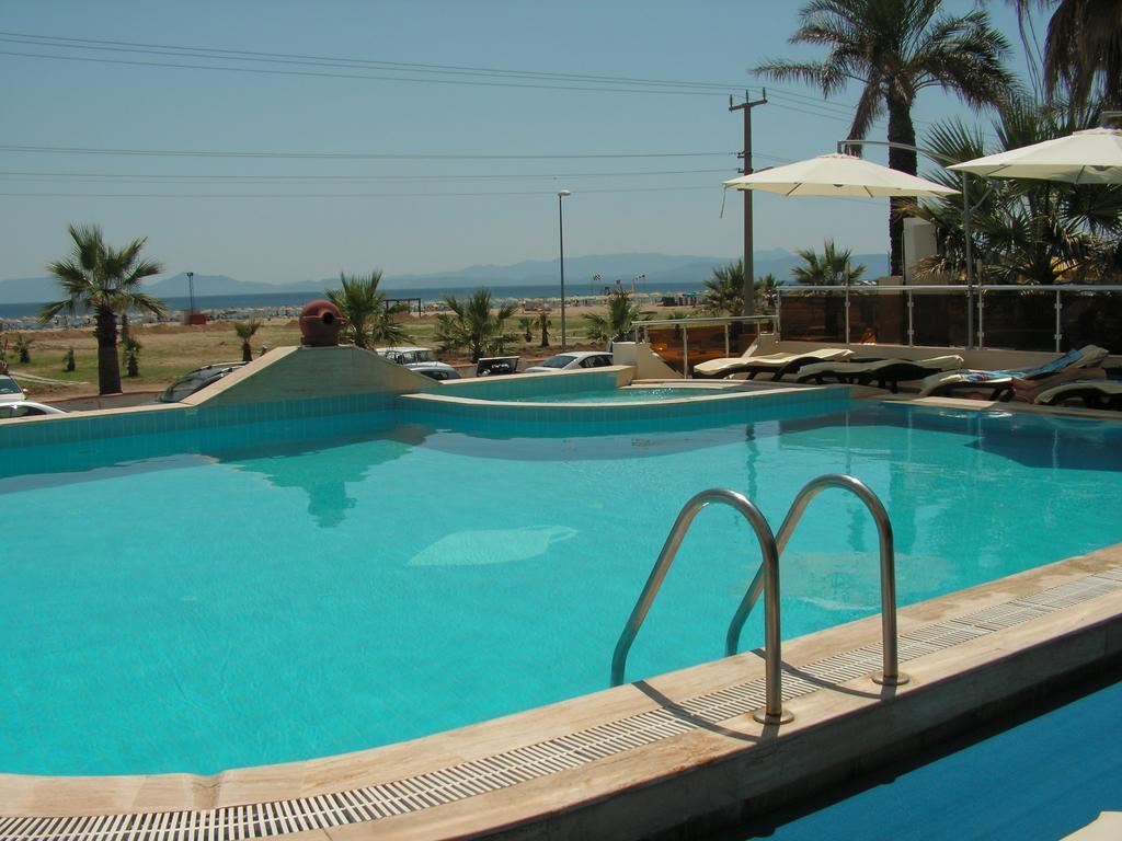 Amphora Hotel Ayvalı Exterior foto